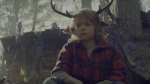 鹿角男孩 第一季